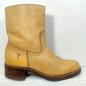 SOLD!! Frye Campus Short Boots